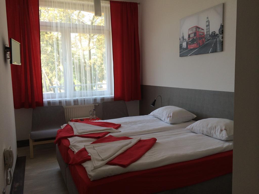 Hotel Kielce Szoba fotó